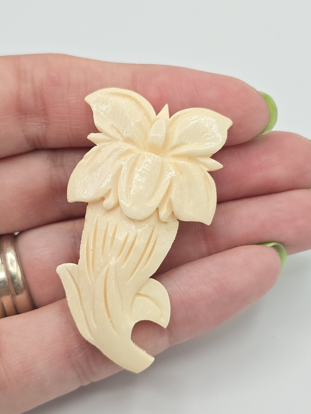 VTG Hand Carved Floral Brooch Pin Ivory Color Cream Botanical 2"